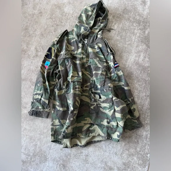 YSL  “surf sound” rocket camo parka coat excellent condition - Picture 4 of 4